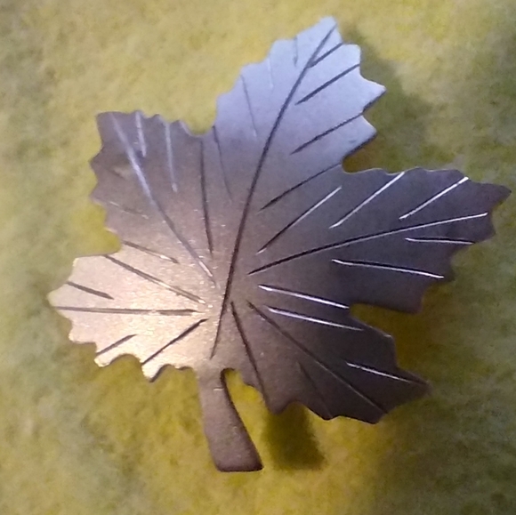 Vintage Bond Boyd Sterling Silver Maple Leaf Brooch Pin Canada - Picture 4 of 6